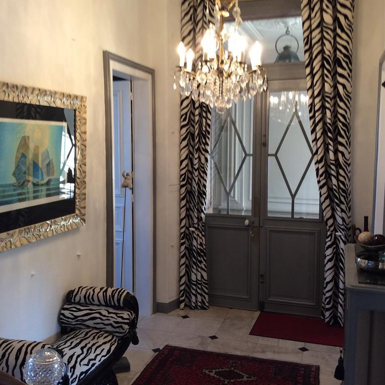 Les Lamartine-Chambres D'Hotes เลอม็องส์ ภายนอก รูปภาพ